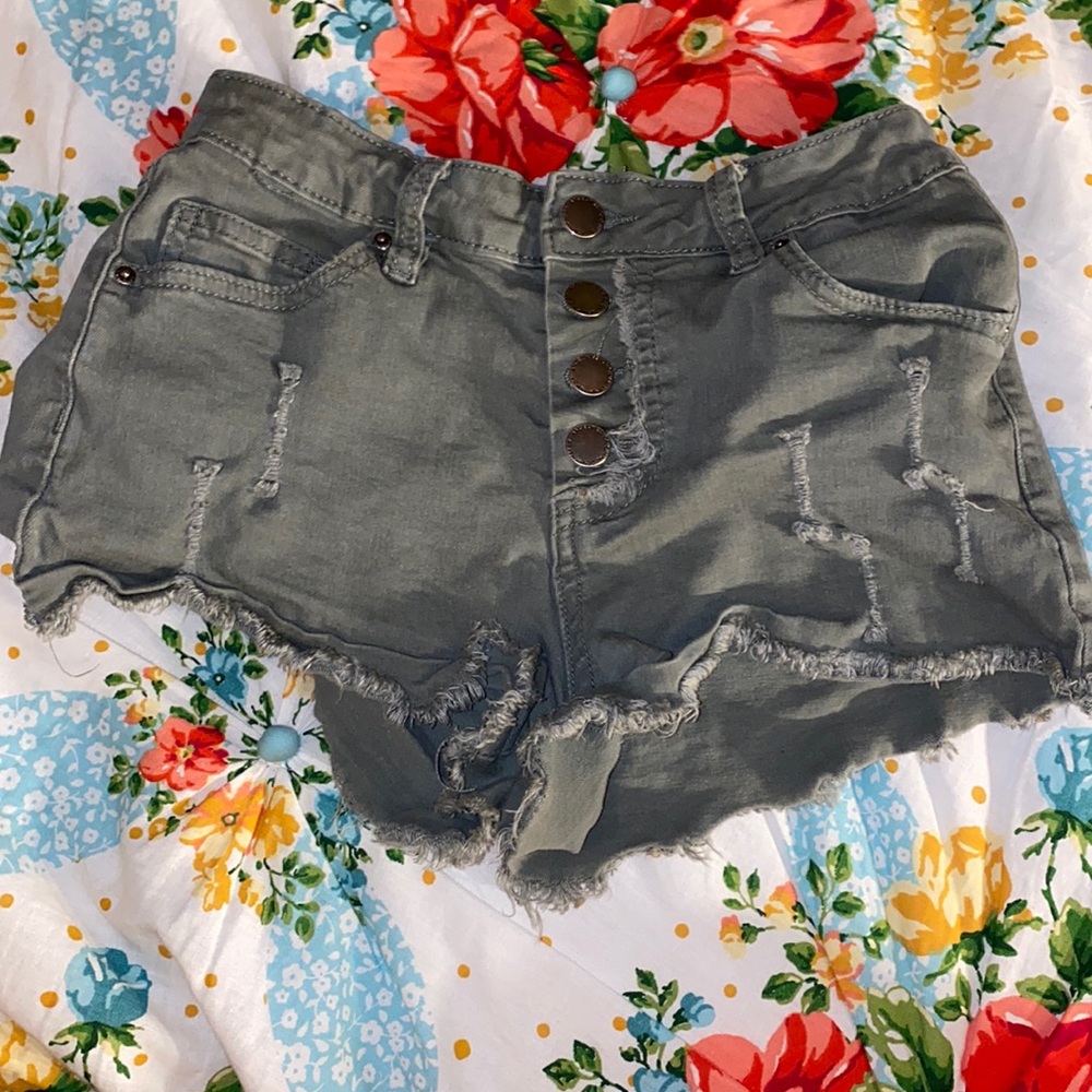 Women’s jean shorts
